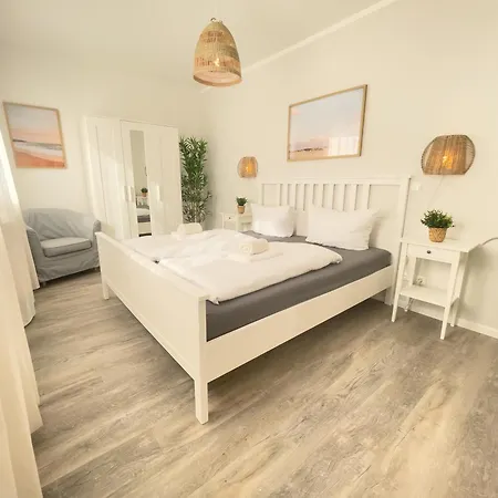 Nautilus Strandtraeume - 5 Min Zu Fuss Zum