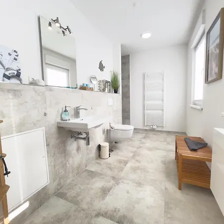 Nautilus Strandtraeume - 5 Min Zu Fuss Zum