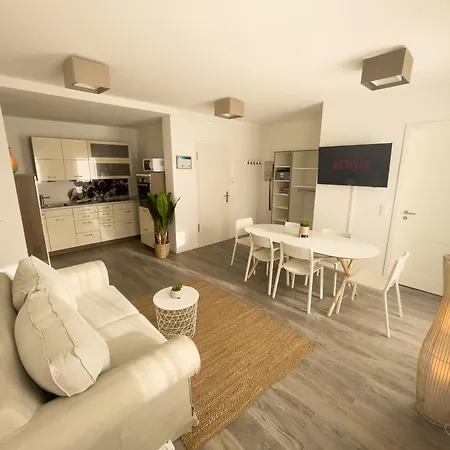 Nautilus Strandtraeume - 5 Min Zu Fuss Zum Apartamento Kellenhusen